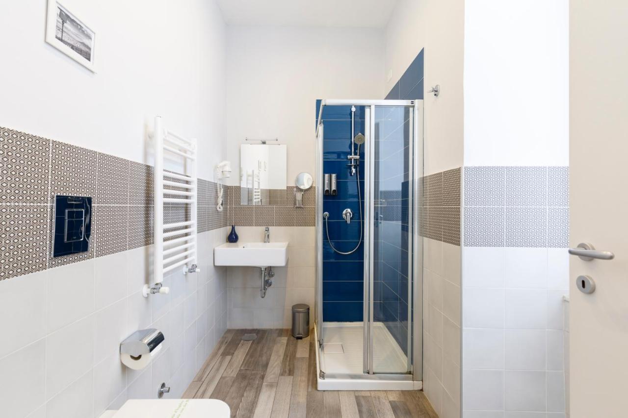 Scaramantico Rooms Наполи Екстериор снимка