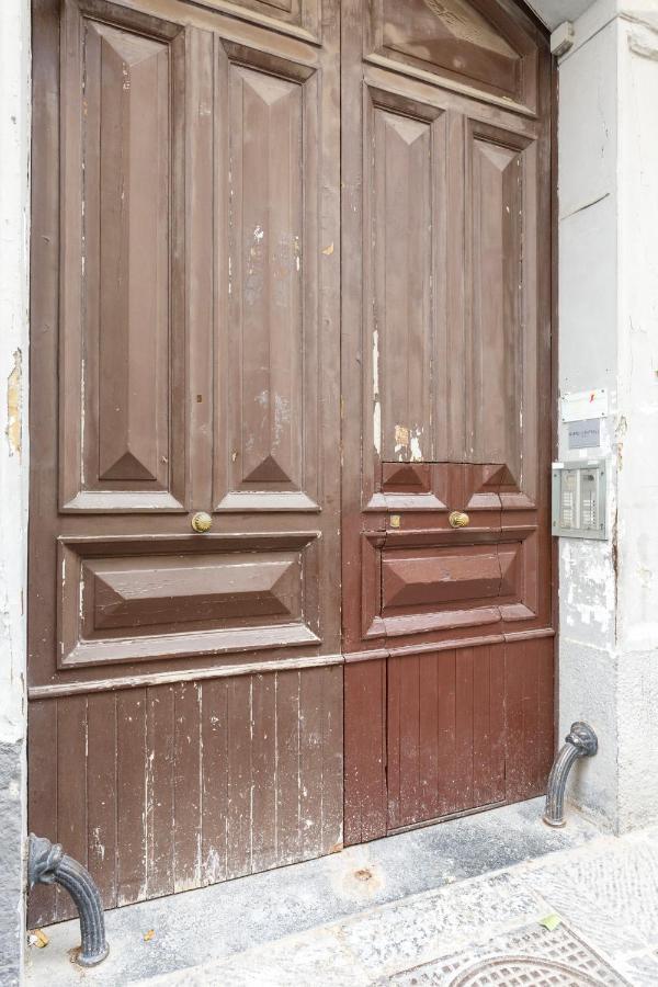 Scaramantico Rooms Наполи Екстериор снимка