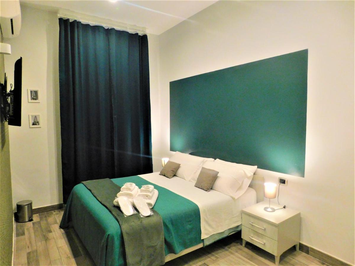 Scaramantico Rooms Наполи Екстериор снимка