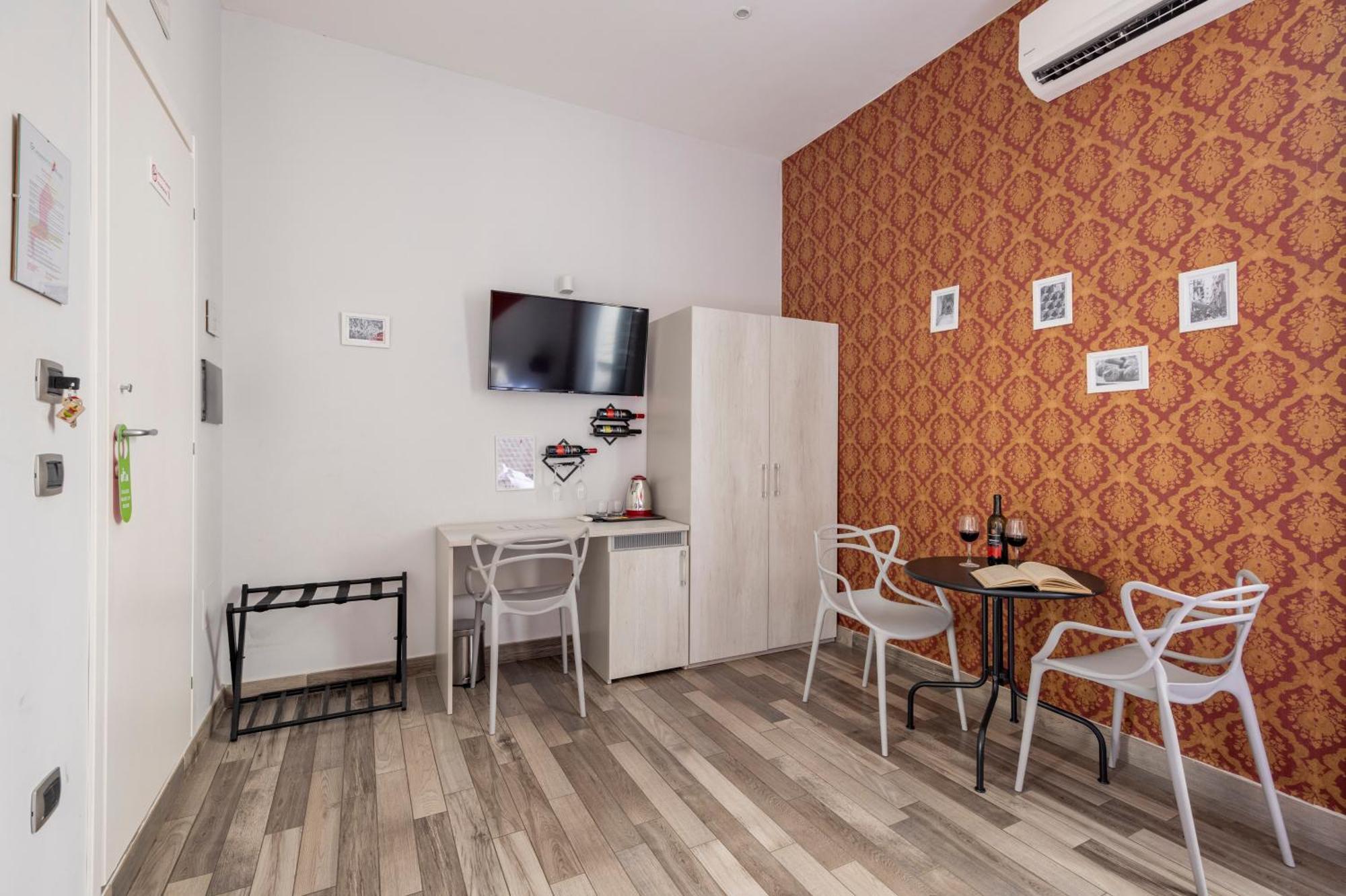 Scaramantico Rooms Наполи Екстериор снимка