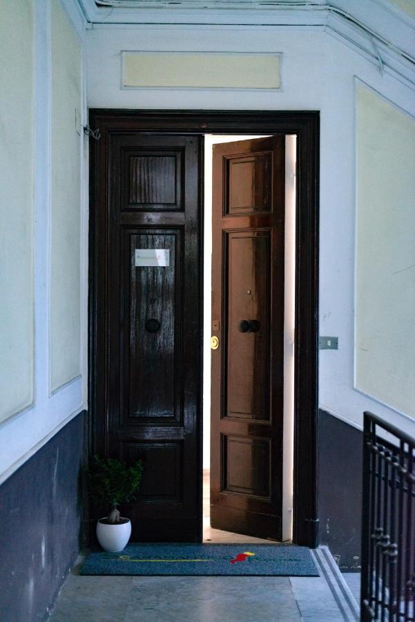 Scaramantico Rooms Наполи Екстериор снимка