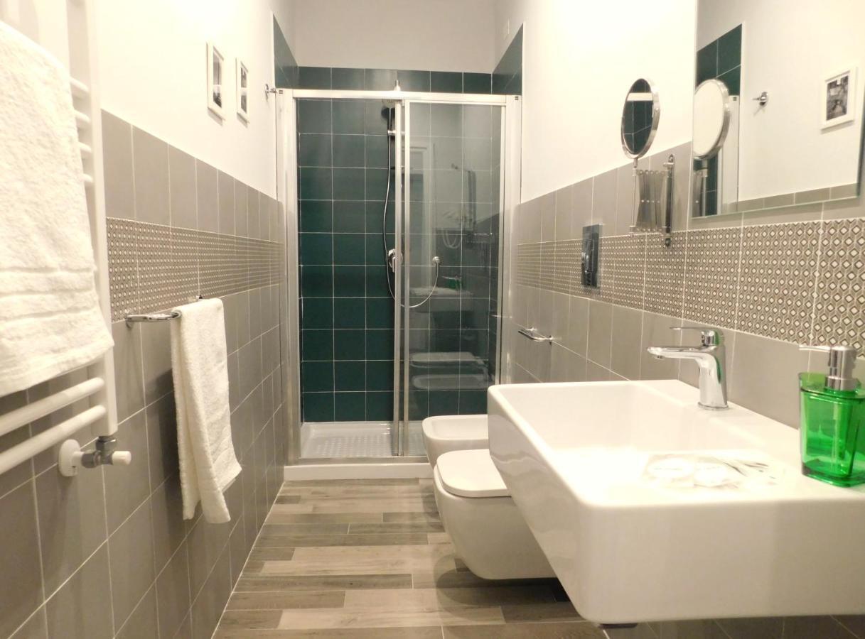 Scaramantico Rooms Наполи Екстериор снимка