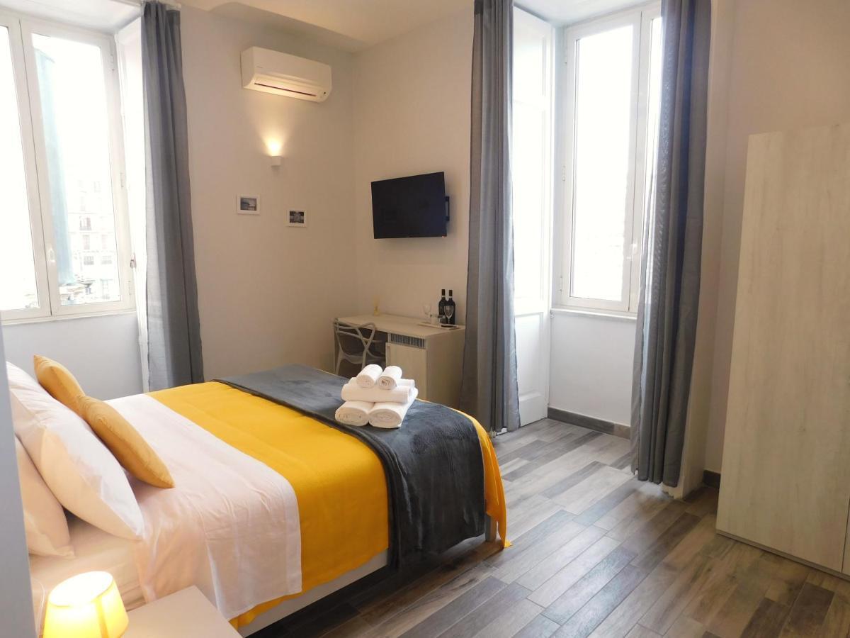 Scaramantico Rooms Наполи Екстериор снимка