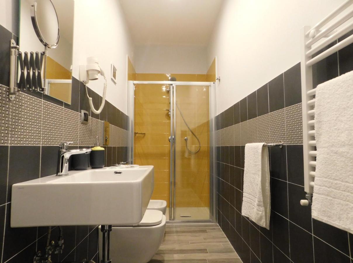 Scaramantico Rooms Наполи Екстериор снимка