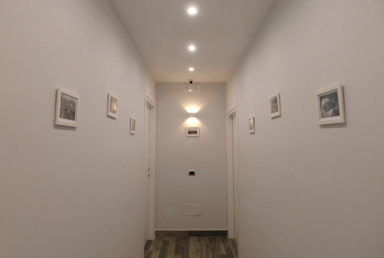 Scaramantico Rooms Наполи Екстериор снимка
